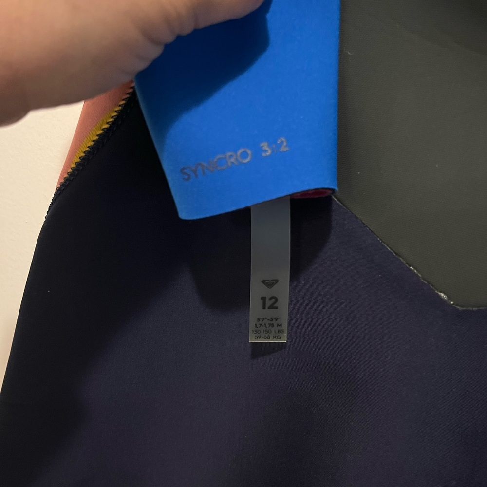 NWT Roxy 3/2 wetsuit - Picture 6 of 6